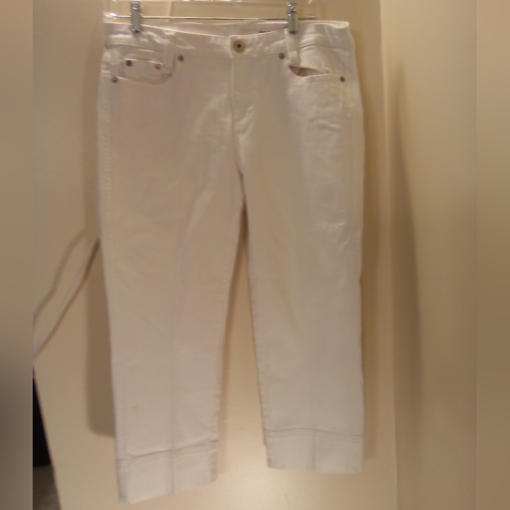 DKNY JEANS